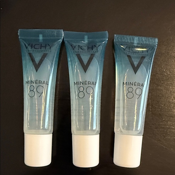 Vichy Minéral 89 Daily Booster - 3 x 10 ml - 30ml total - Picture 3 of 3